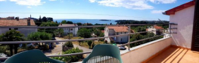 Отель Apartment with Sea View  Ровинь